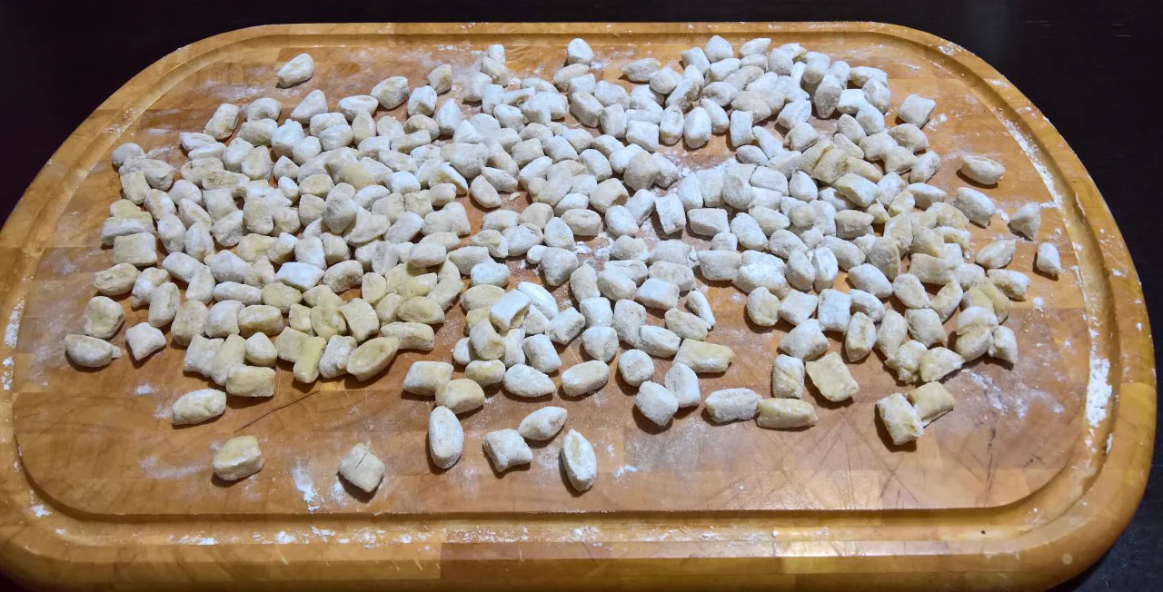 gnocchi di pane in crema di formaggio